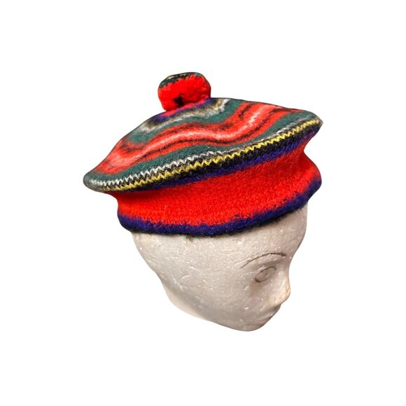 Hand-Knitted Scottish Beret Hat Royal Stewart 100% Pure Wool Red Green Multi - Picture 1 of 5